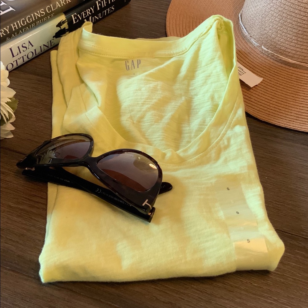 Gap tank top